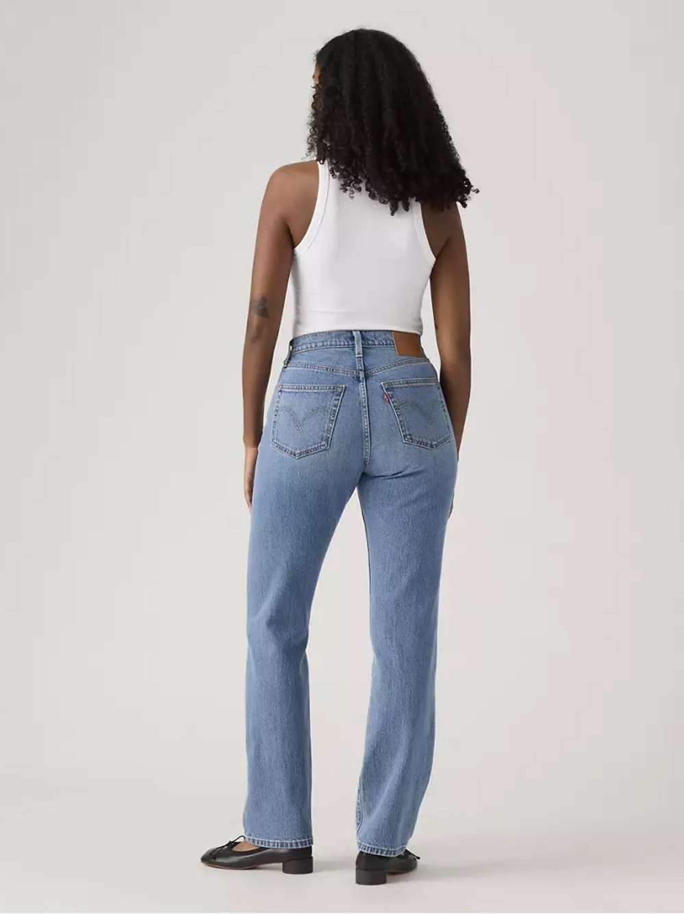 Levi’s 501 Curve Jeans Medium Wash - Picture 3 of 10